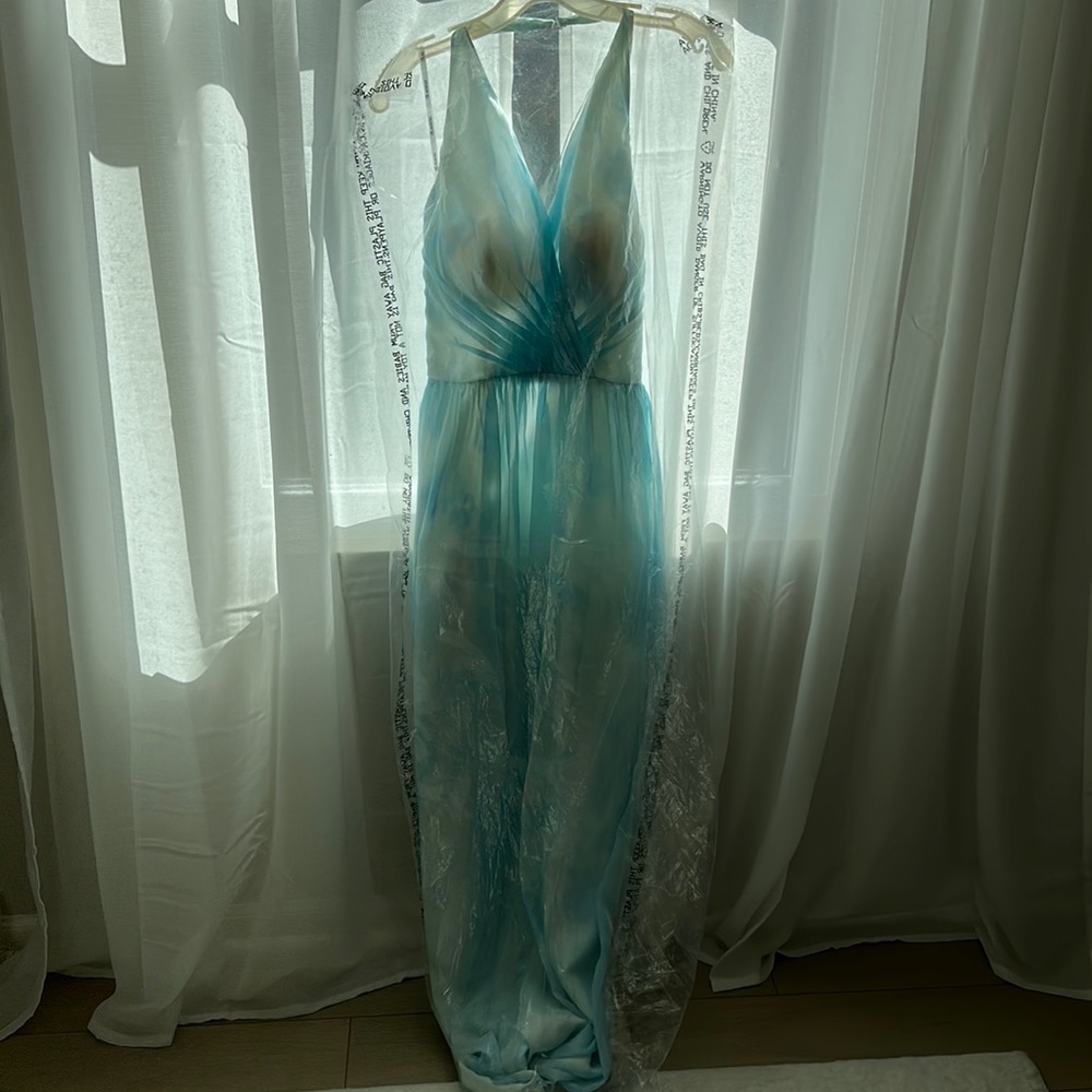 Blue haltered gown - Picture 6 of 7